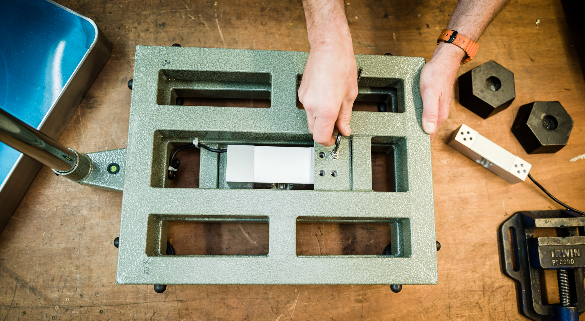 emergency service no problem emergency service no problem